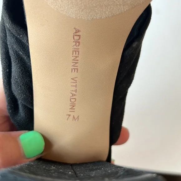 Adrienne Vittadini Sandals Crossover Black Faux Suede Chunky Heels Slide - Picture 5 of 6